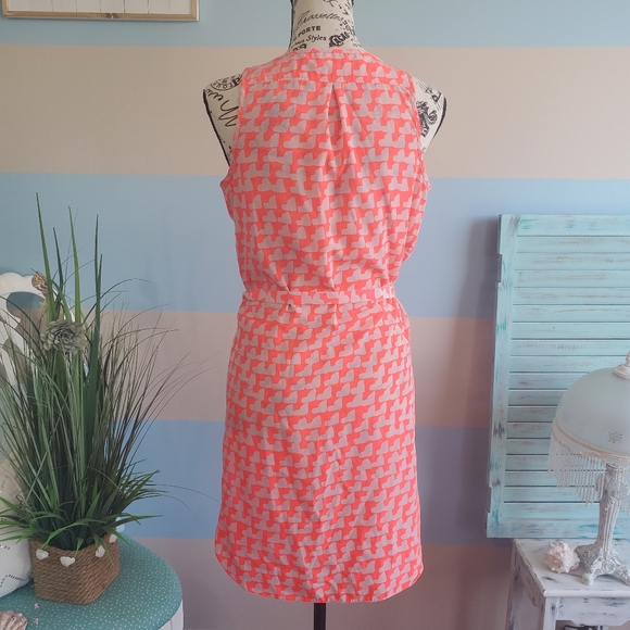 The Gap Button up Valentine Pink Shirt Dress - Picture 5 of 7